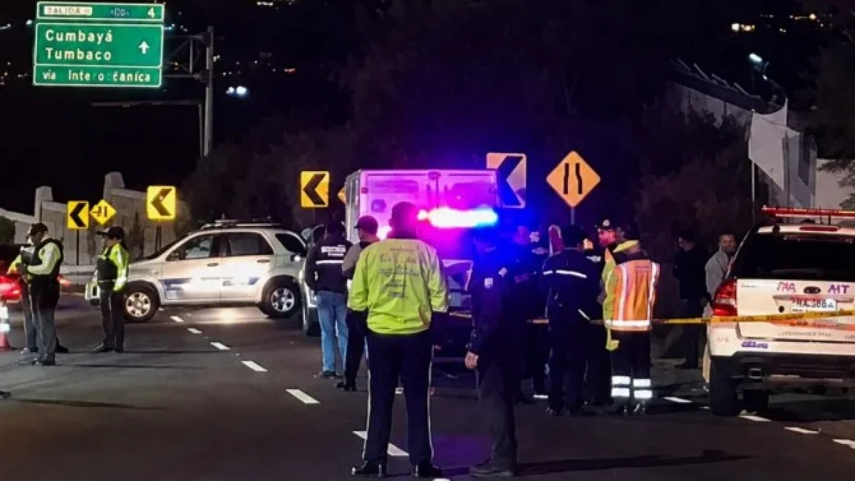 La Policía investiga el ataque armado que acabó con la vida del gerente financiero de la UDLA en la avenida Oswaldo Guayasamín.