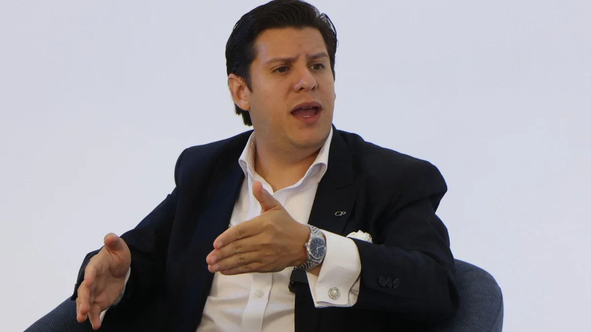 César Poveda es abogado y fue coordinador jurídico del Municipio de Guayaquil.