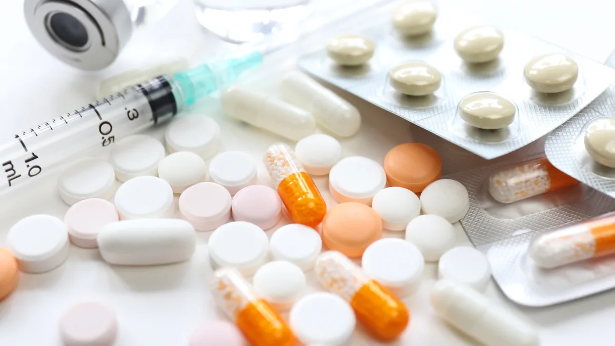 Eliminar la cadena de intermediación es atacar uno de los mecanismos que más ha encarecido el costo de medicina