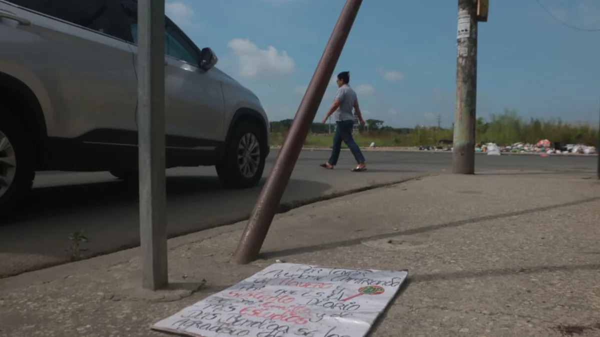 En este punto de la ciudadela El Recreo fueron atacadas las dos mujeres mientras esperaban el bus.