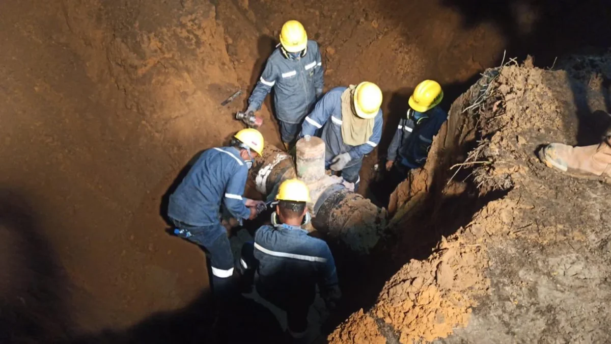 El poliducto Esmeraldas–Santo Domingo ha registrado al menos dos incidentes vinculados a perforaciones clandestinas en 2026, uno en abril (foto) y otro en junio.