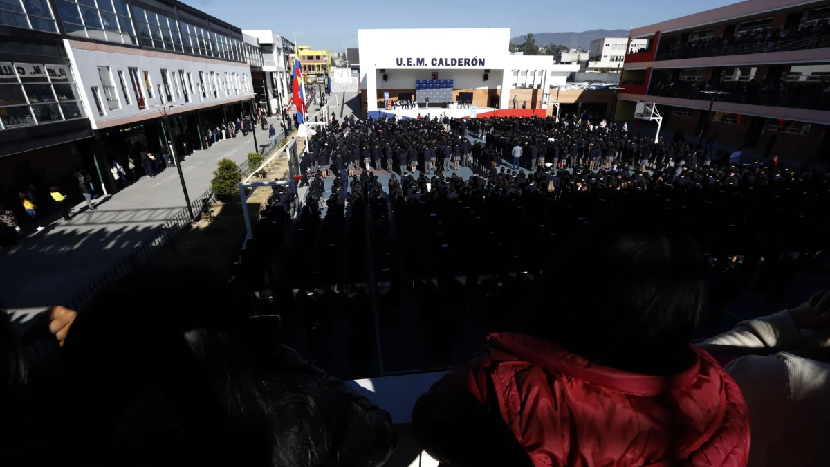 Bajo la administración del Municipio de Quito están 20 unidades educativas, con más de 25.000 estudiantes.