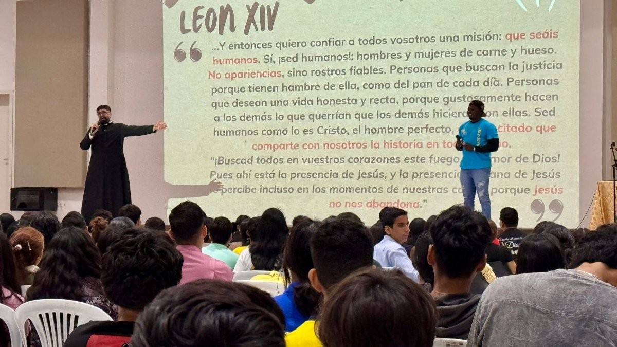 El padre Yovane Cox organizó este encuentro juvenil que busca animar a más jóvenes de la diócesis de Daule