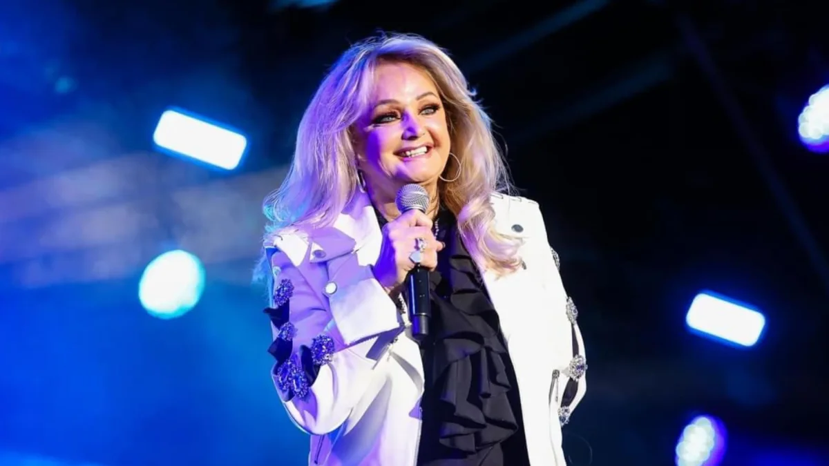 La intérprete de “It’s a Heartache” y “Total Eclipse of the Heart” salió del coma inducido en el que se encontraba desde mayo.