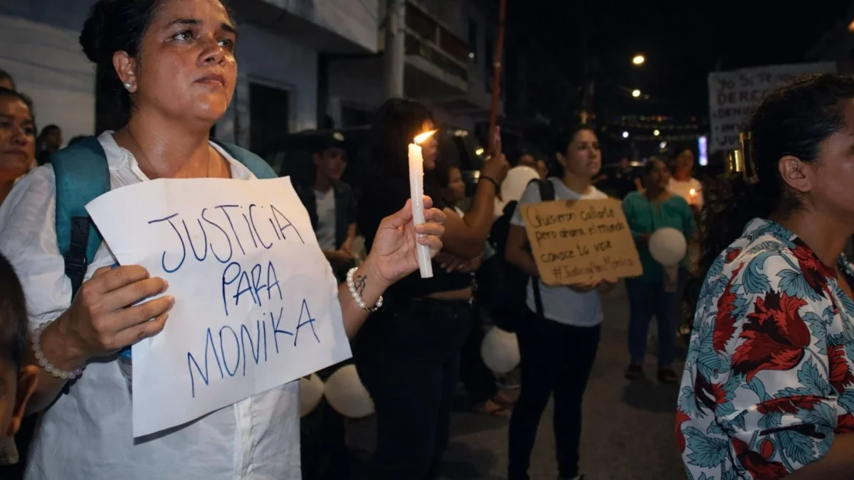 Madre de Monika Silva reconoció el cuerpo en Santa Elena previo a la nueva autopsia.