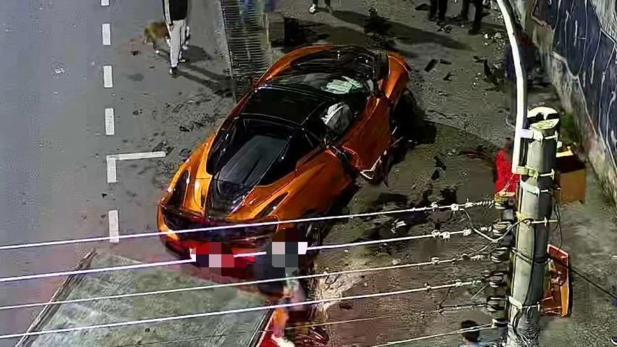 El McLaren modelo 720S Spider puede alcanzar una velocidad máxima de 341 Km/h.