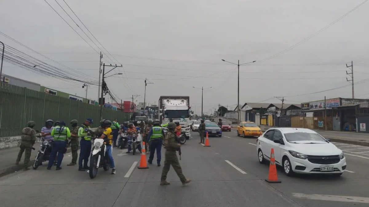 Estado de excepción rige 60 días en 10 provincias y 3 cantones por seguridad.