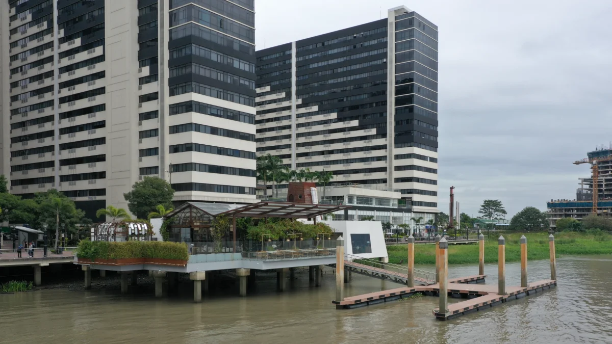 La propuesta municipal contempla la expropiación de cuatro predios para ejecutar una nueva conexión vial en Puerto Santa Ana.