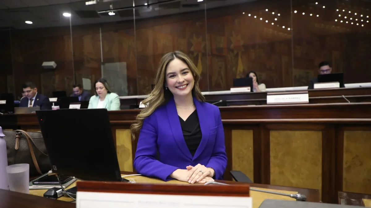 Arianna Burgos es la suplente del ahora exasambleísta nacional Niels Olsen.