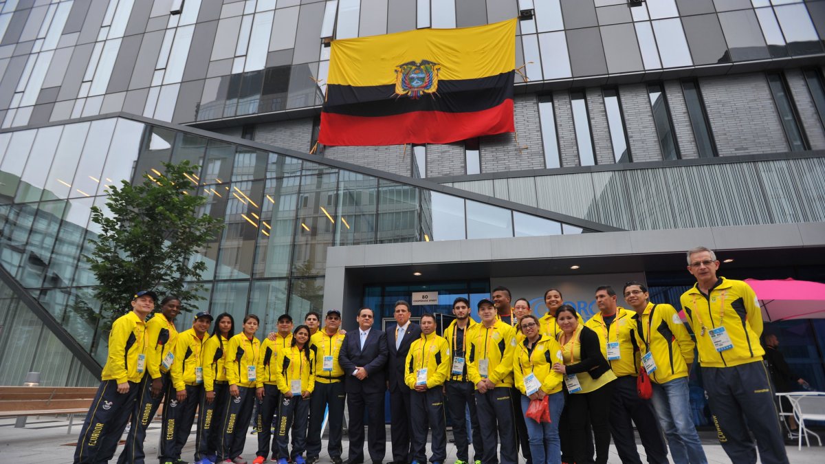 Ecuador podría ser sancionado por la injerencia del Estado en el Comité Olímpico Nacional.