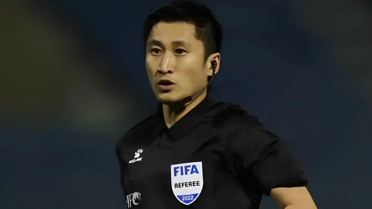Ma Ning, árbitro chino de 46 años.
