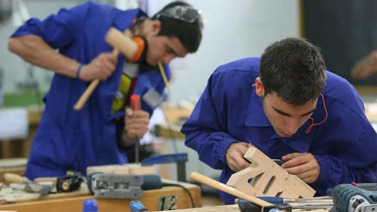 Más de 20 empresas que ofrecerán alrededor de 1.050 vacantes para estudiantes, egresados y profesionales de distintas áreas.