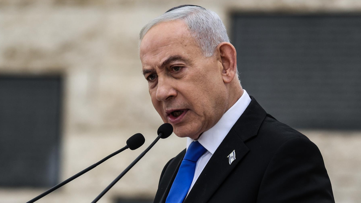 Imagen de archivo de Benjamín Netanyahu en un acto oficial, mientras hoy descarta retirar tropas del Líbano pese al pacto entre EE. UU. e Irán.