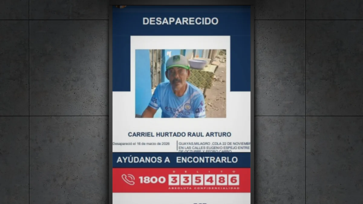 Cartel de búsqueda difundido por la familia de Raúl Arturo Carriel Hurtado, de 76 años, desaparecido en Milagro el 16 de marzo de 2026.