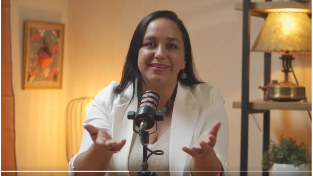 Gabriela Rivadeneira, presidenta de la RC5, anunció la decisión de mantener en reserva las alianzas, el 18 de junio del 2026.