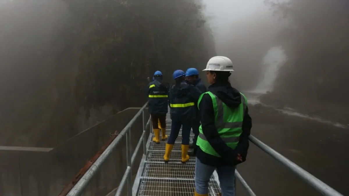 Recorrido. En la captación de Blanco Chico se realizan trabajos de reconstrucción para recuperar 700 litros de agua por segundo al sistema.