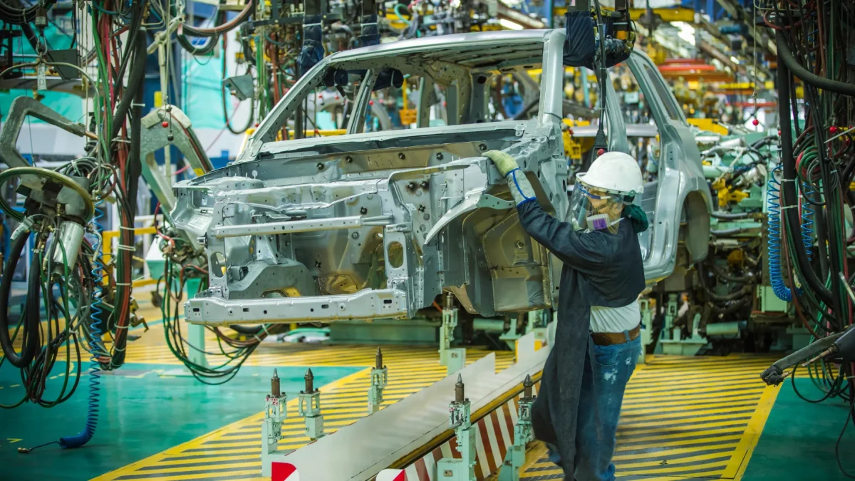 La industria de ensamblaje local ha comercializado, según Cinae, un total de 6.381 unidades, hasta mayo de este año.