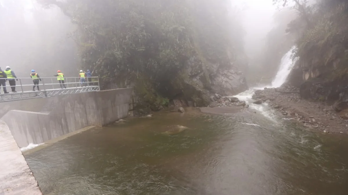 La captación Blanco Chico estuvo fuera de operación desde 2021 por la crecida del río del mismo nombre. Ahora se la está rehabilitando.