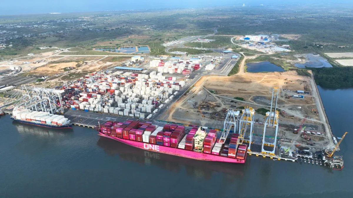 Las acividades de comercio exterior en el puerto de DP World en Posorja.