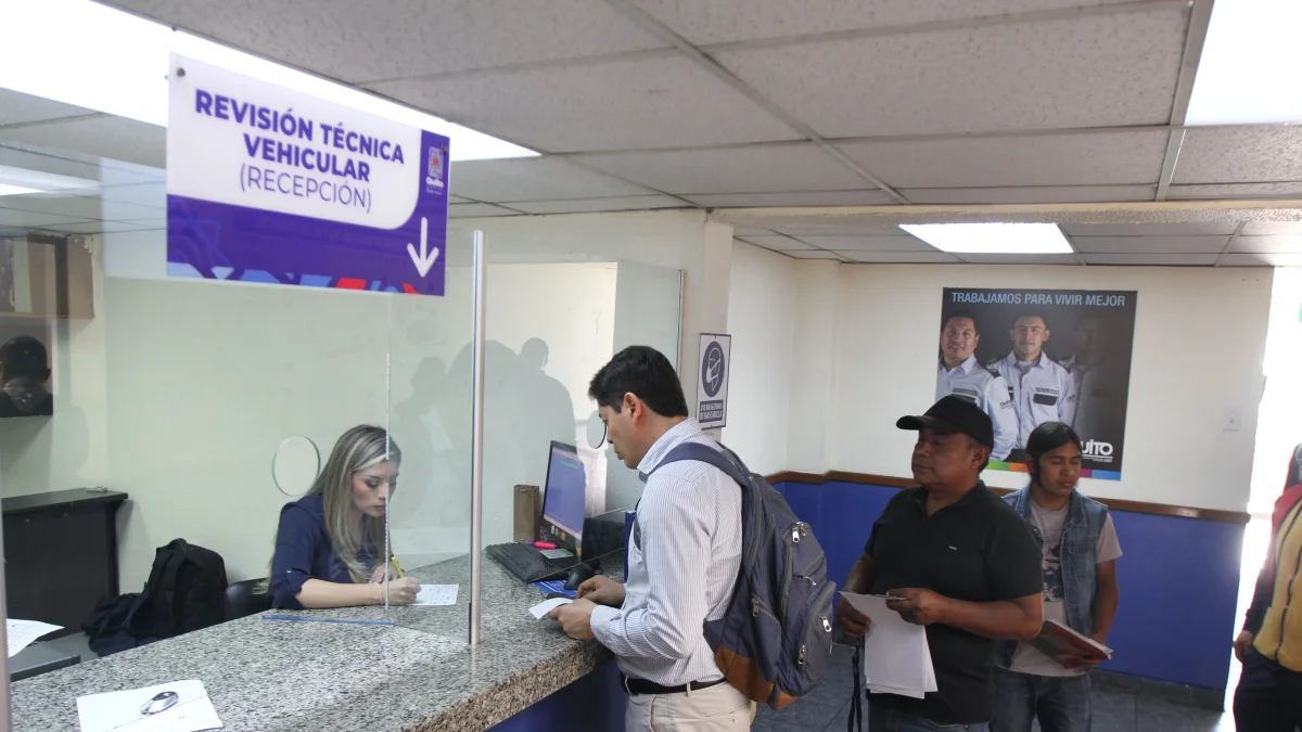 Referencia. El servicio en línea de la AMT presenta intermitencias por una falla eléctrica en infraestructura de CNT EP que afecta usuarios en Quito