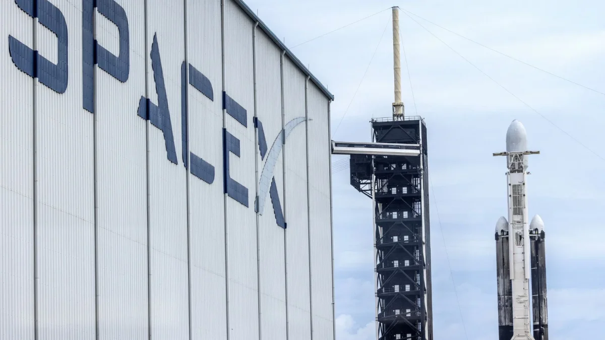 Estudiantes que se educaron entendiendo el proceso y pudiendo evaluarlo, cuando Elon Musk sacó a bolsa Space X, invirtieron como una decisión exitosa lógica.