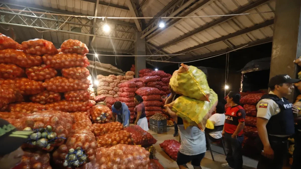Una persona fue atacada en el área destinada a la venta de plátano verde, mientras se desarrollaban actividades comerciales habituales.