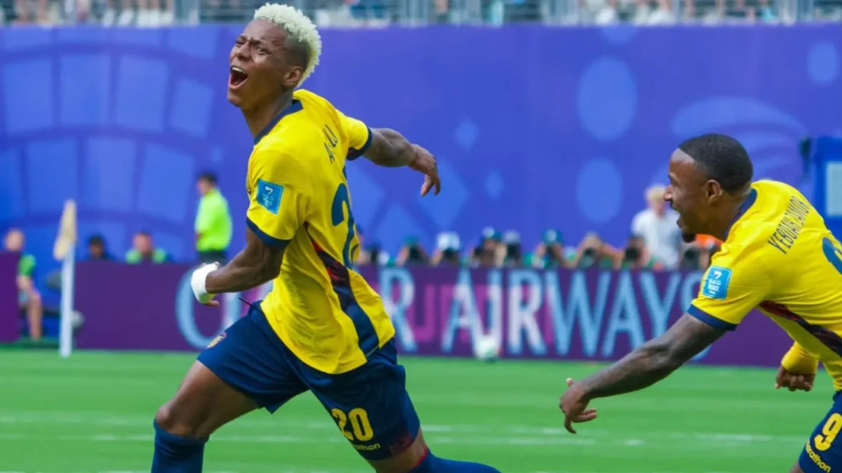 Nilson Angulo festeja su gol de empate contra Alemania