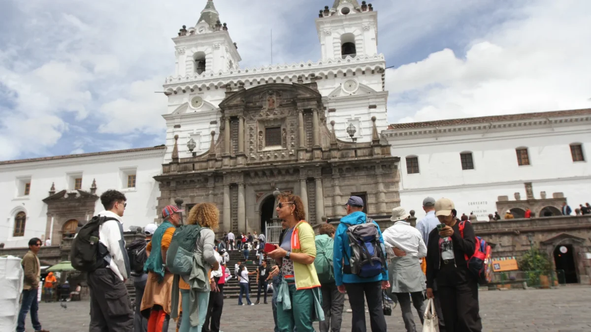 La organización vecinal se posiciona como una herramienta clave para fortalecer la seguridad en distintos sectores de Quito.