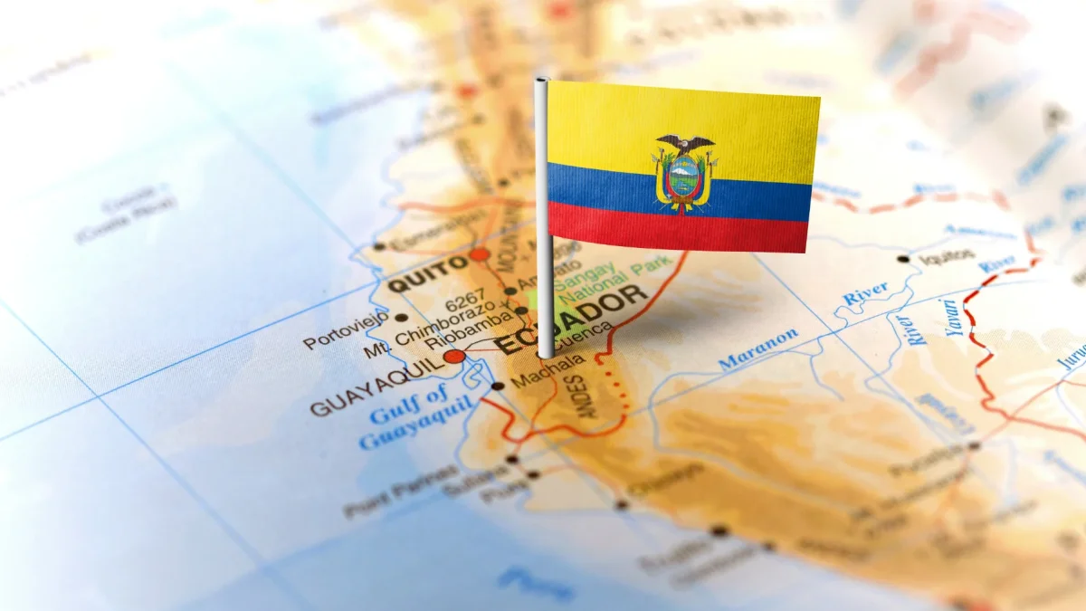 El futuro del Ecuador depende del compromiso ciudadano y del fortalecimiento institucional.