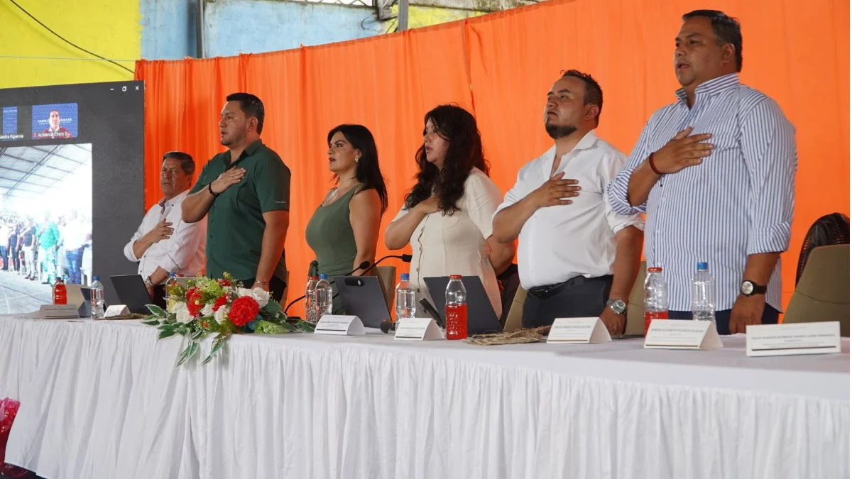 La Comisión de Gobiernos Autónomos sesionó en Borbón para la aprobación del infomre para segundo debate del proyecto de ley.