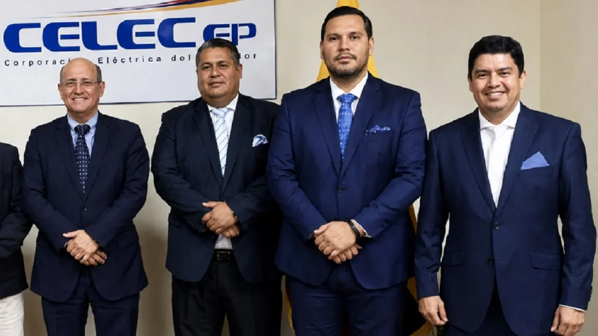Desde la derecha: Álex Dueñas, medio hermano de Karla Saud; Jorge Quintero, actual viceministro de Seguridad Ciudadana; 
Nicolás Andrade Laborde, exgerente de Celec en 2022, y Hernan Luque.