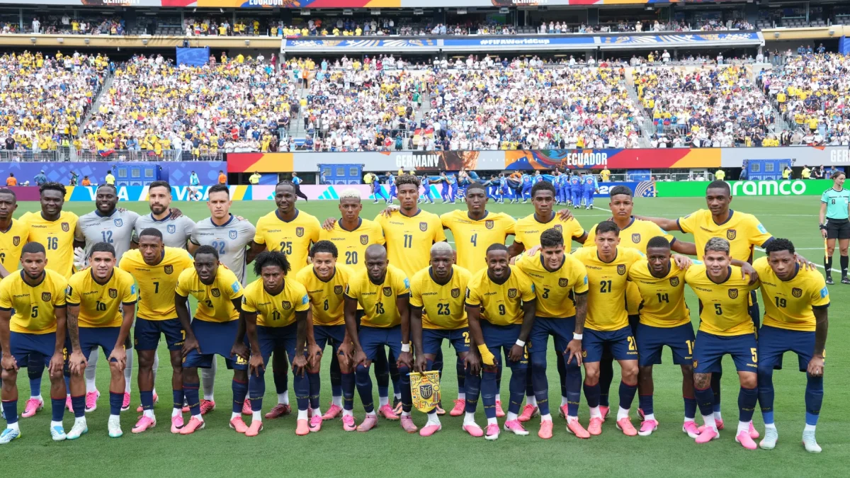 Jugadores de la Selección de Ecuador tras el triunfo contra Alemania.
