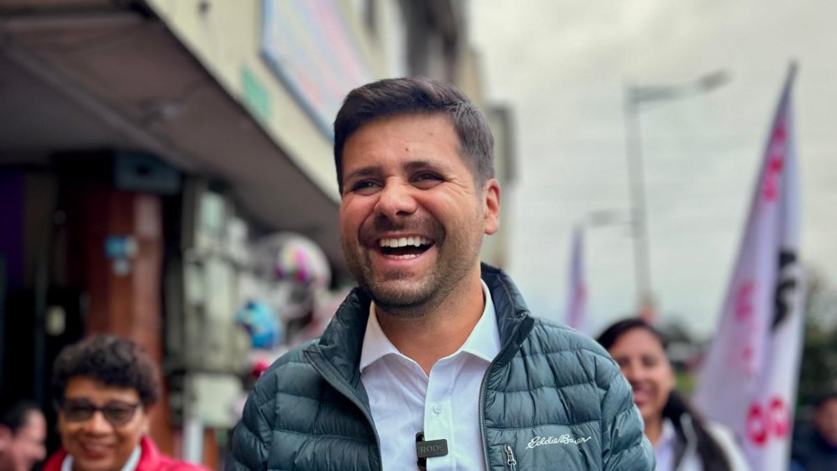 Juan Iván Cueva difundió un comunicado para desmarcarse de la alianza entre Movimiento Amigo y Revolución Ciudadana.