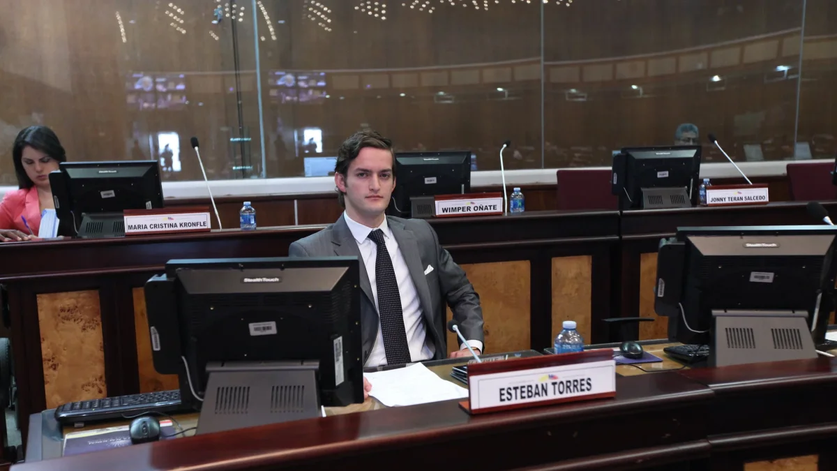Esteban Torres presidirá la sesión 104 de la Asamblea Nacional como presidente encargado del Legislativo.