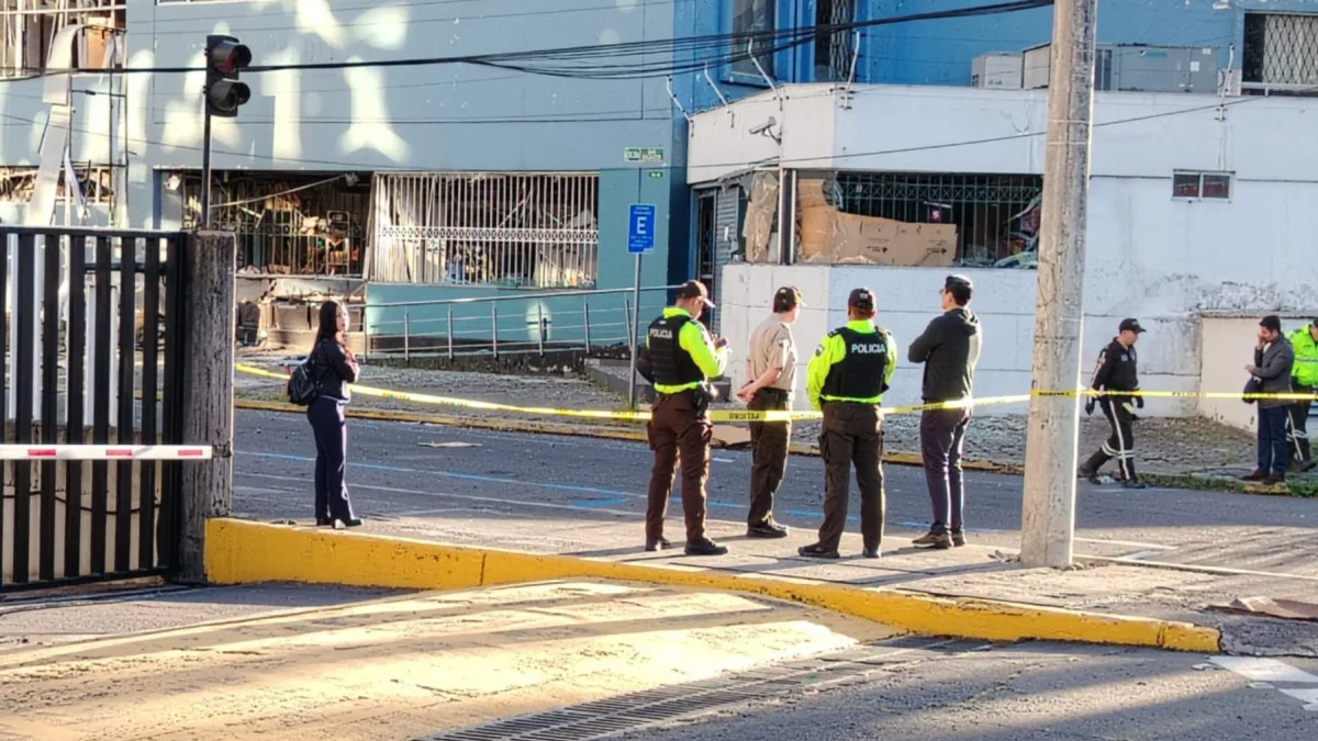 Las explosiones causaron graves daños en el edificio donde funcionan Arcom y parte del Ministerio de Agricultura y Ganadería.