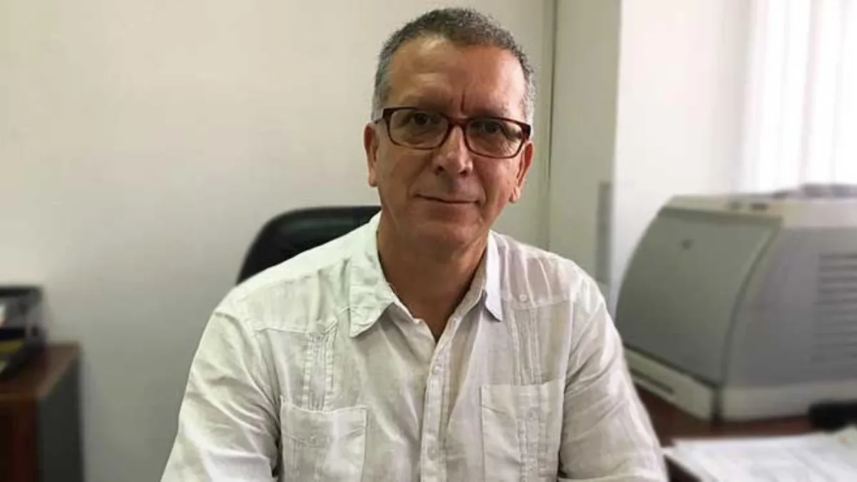 Jorge Cueva, exviceministro de Salud, es candidato a la alcaldía de Quito, por el Partido Socialista.