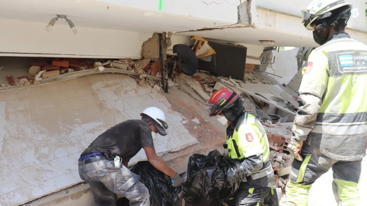 Los bomberos de Guayaquil han aportado en los rescates en Venezuela.