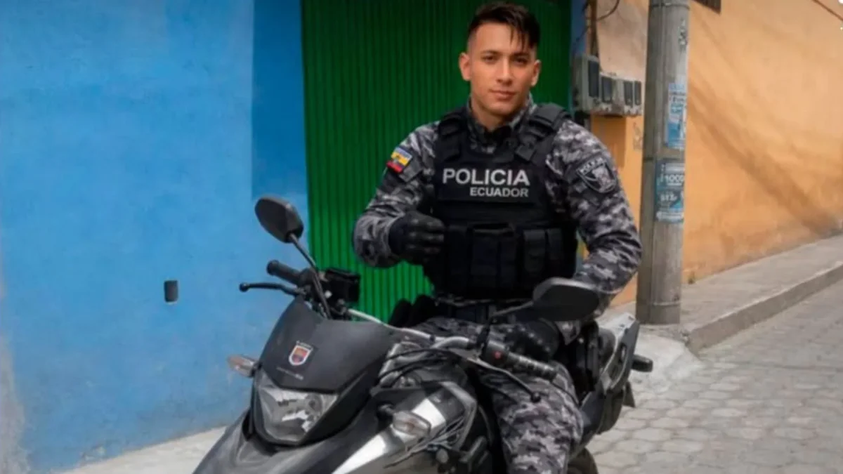 Juez de Manabí dejó libre a un falso policía procesado por usurpación de funciones en TikTok.