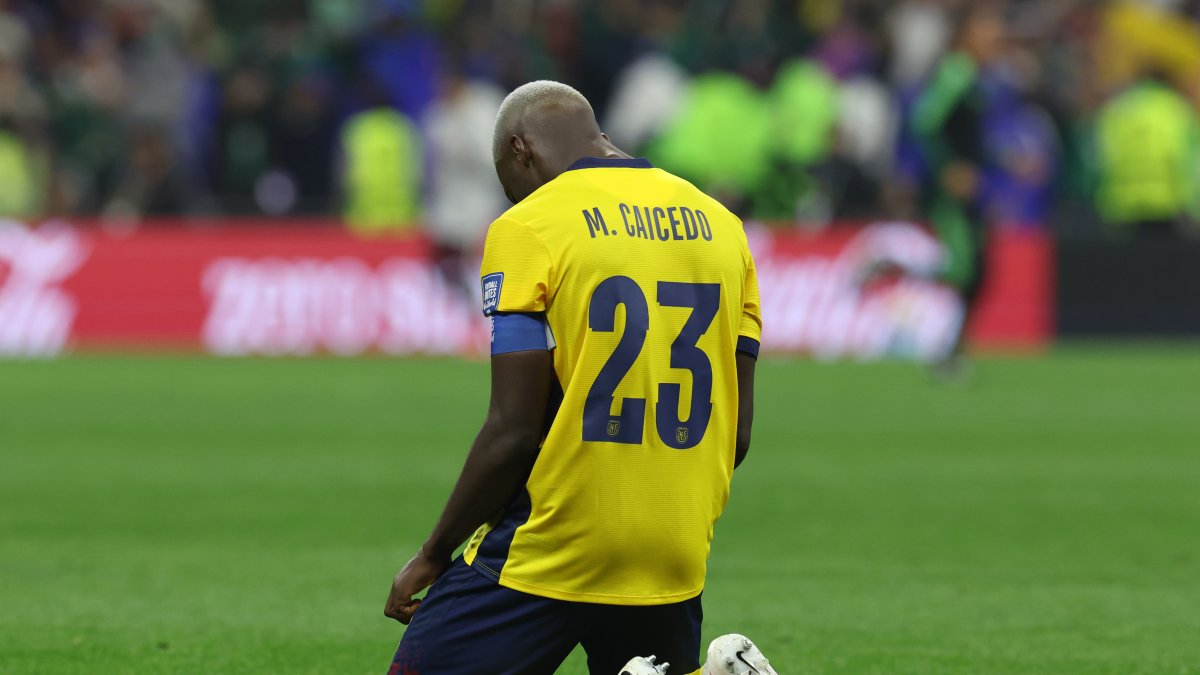 Moisés Caicedo de Ecuador reacciona tras terminar eliminado en el partido de los dieciseisavos de final del Mundial de la FIFA 2026.