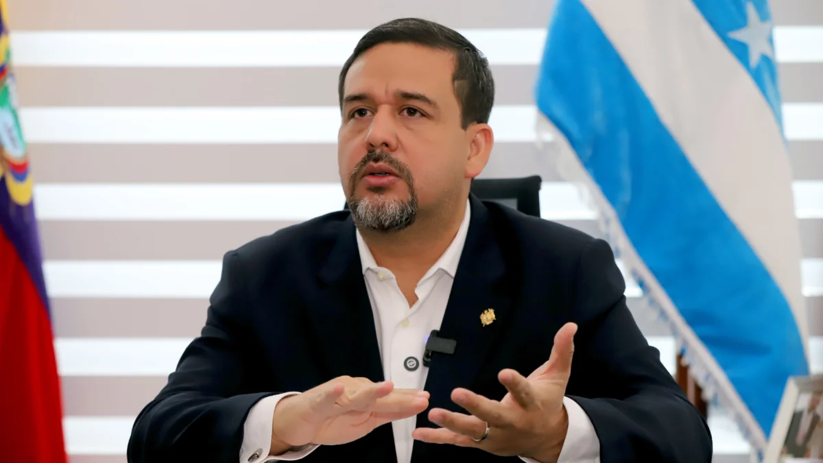 El prefecto Carlos Encalada conversó con EXPRESO este 3 de julio del 2026.
