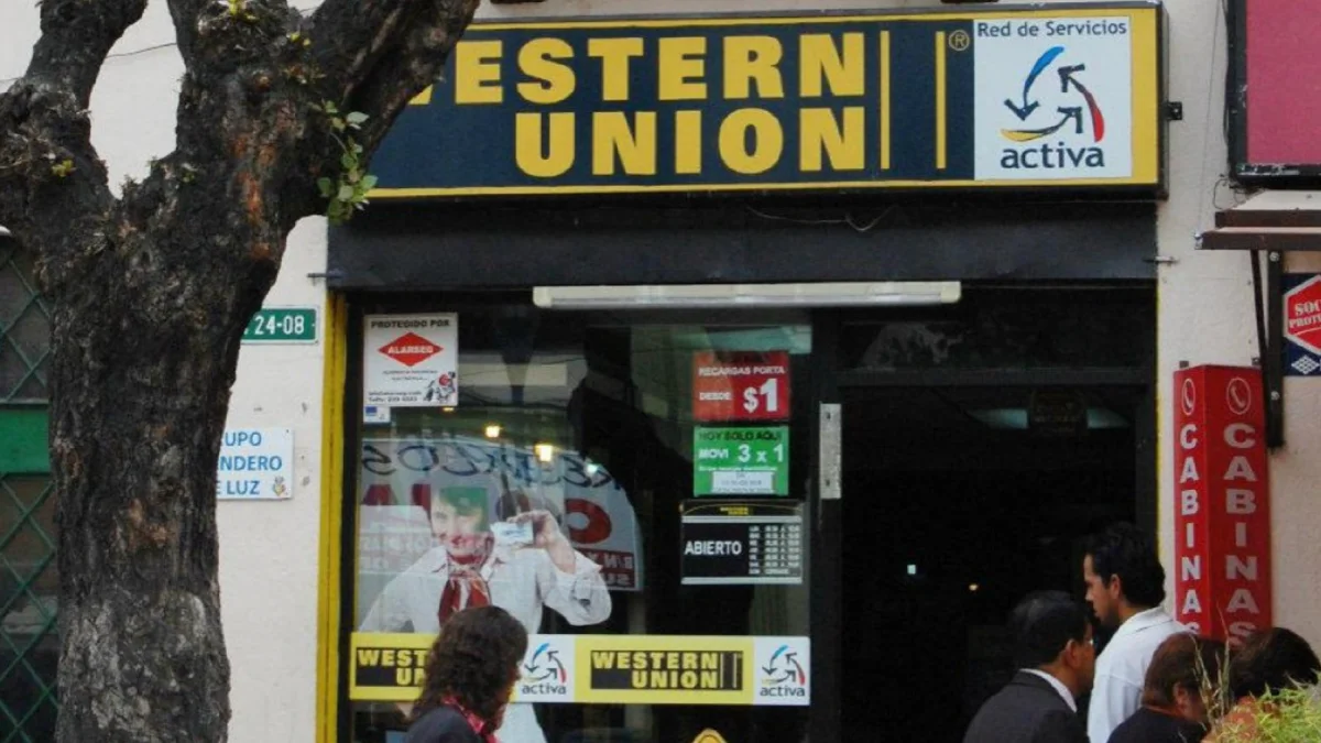 Agencia de Wester Union, una vía en la que ingresan las remesas a Ecuador.