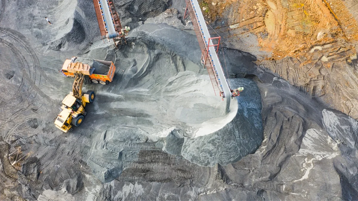 Referencial. La minería contribuye a la destrucción ambiental y social.