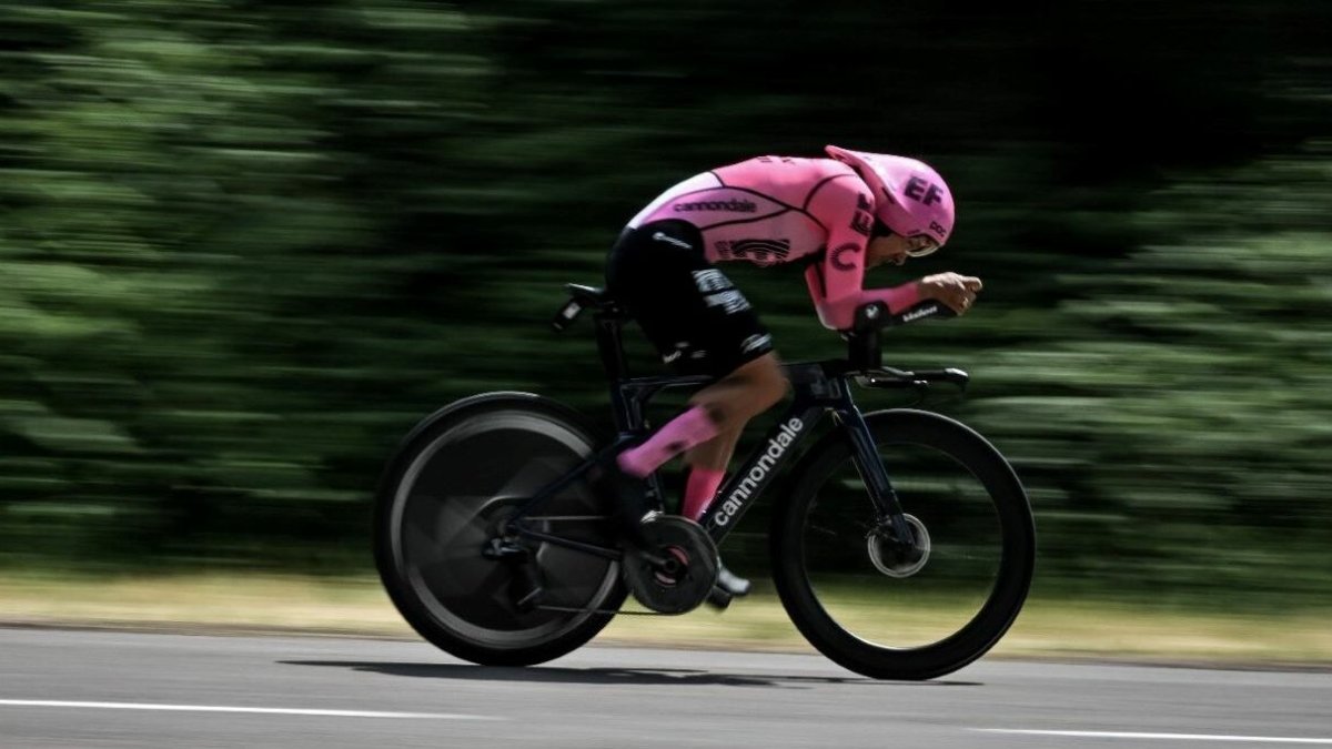 El ecuatoriano Richard Carapaz, junto al EF Education EasyPost, se ubicaron undécima casilla de la primera etapa del Tour de Francia