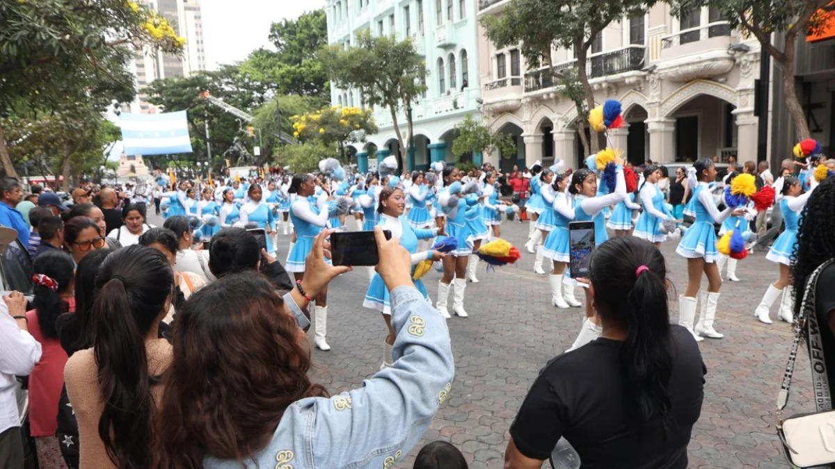 Las fiestas de Guayaquil convoca a la ciudadanía a las calles.