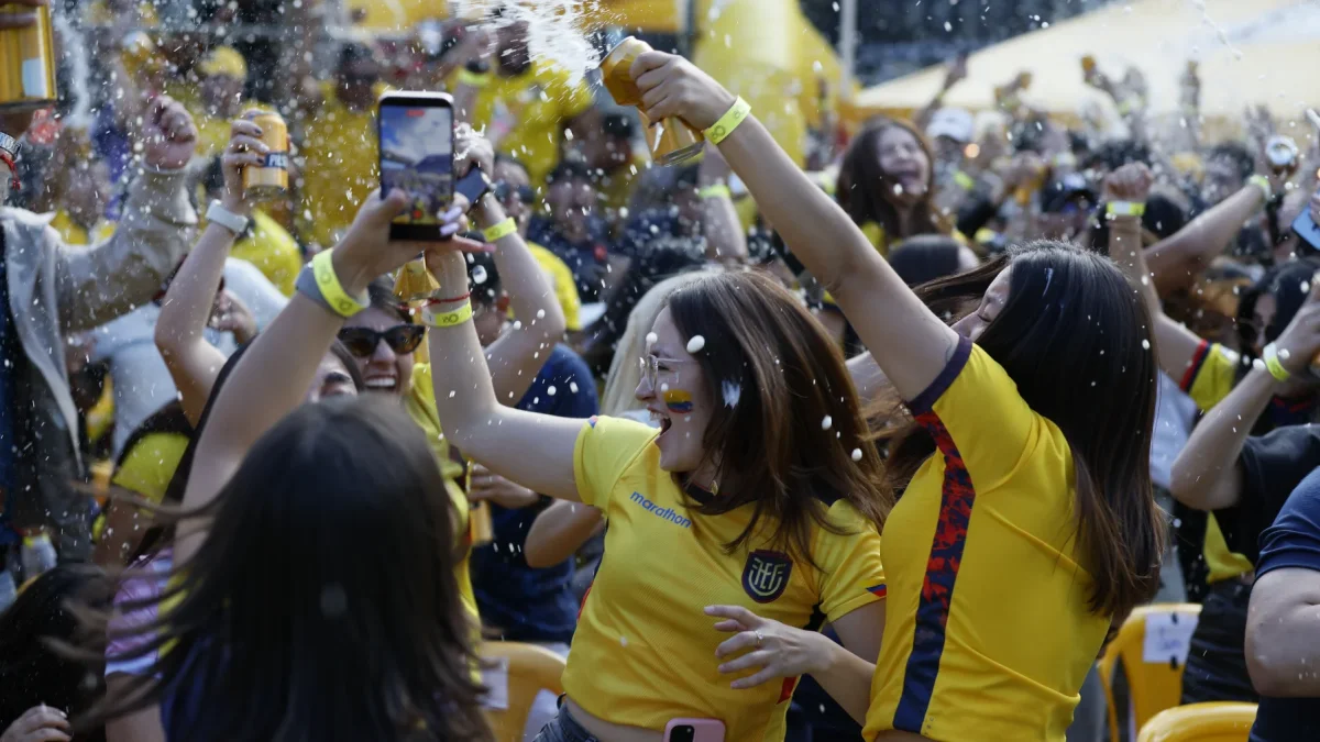 Los ecuatorianos gozaron de la fiesta del Mundial 2026. Tras caer ante México, el deseo era que los Aztecas cedieran ante Inglaterra: así fue.