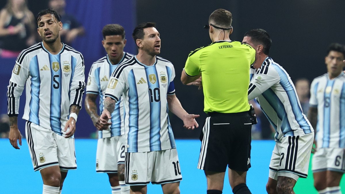 Lionel Messi lidera el ataque de la selección de Argentina.