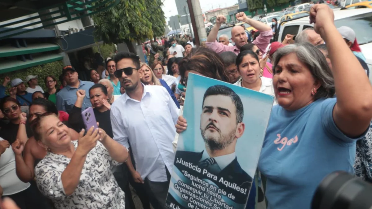 Caso Triple A: empresas presentan descargos en Quito y rechazan acusación por desvío de combustible.