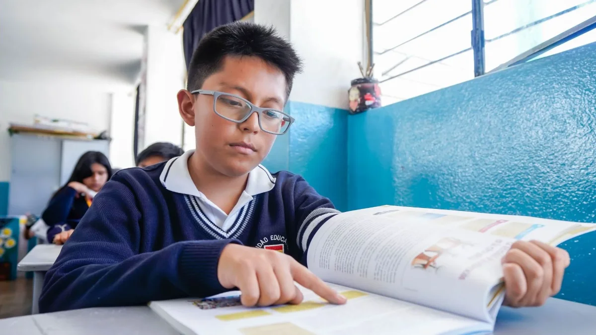 Traslados escolares en Sierra-Amazonía inician el 21 de julio para estudiantes fiscales.