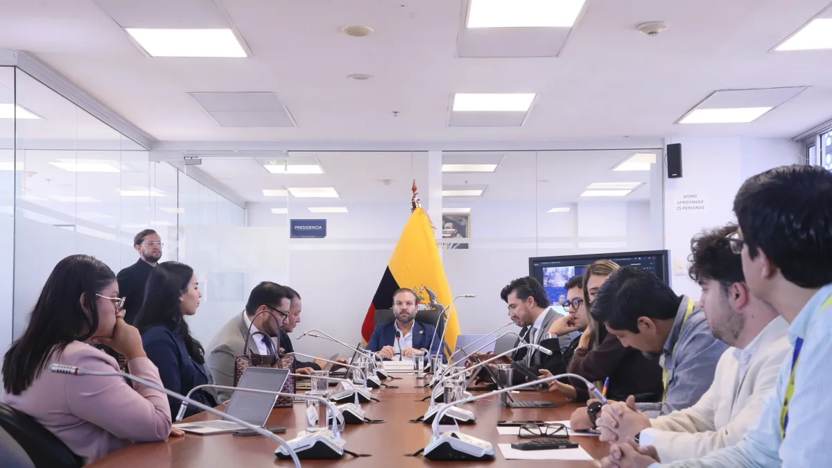 Delegados del MSP, IESS y Ministerio de Educación comparecieron ante la Comisión de Salud durante la sesión 152.