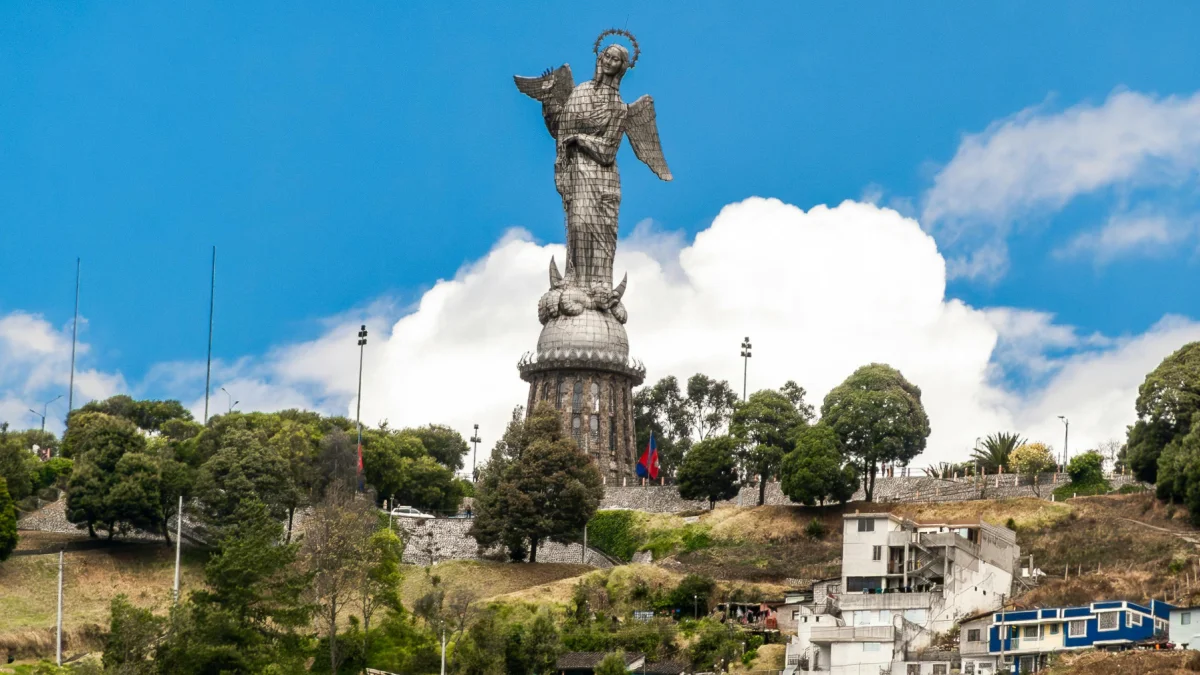 Vecinos y organizaciones promueven actividades para revitalizar barrios tradicionales de Quito.